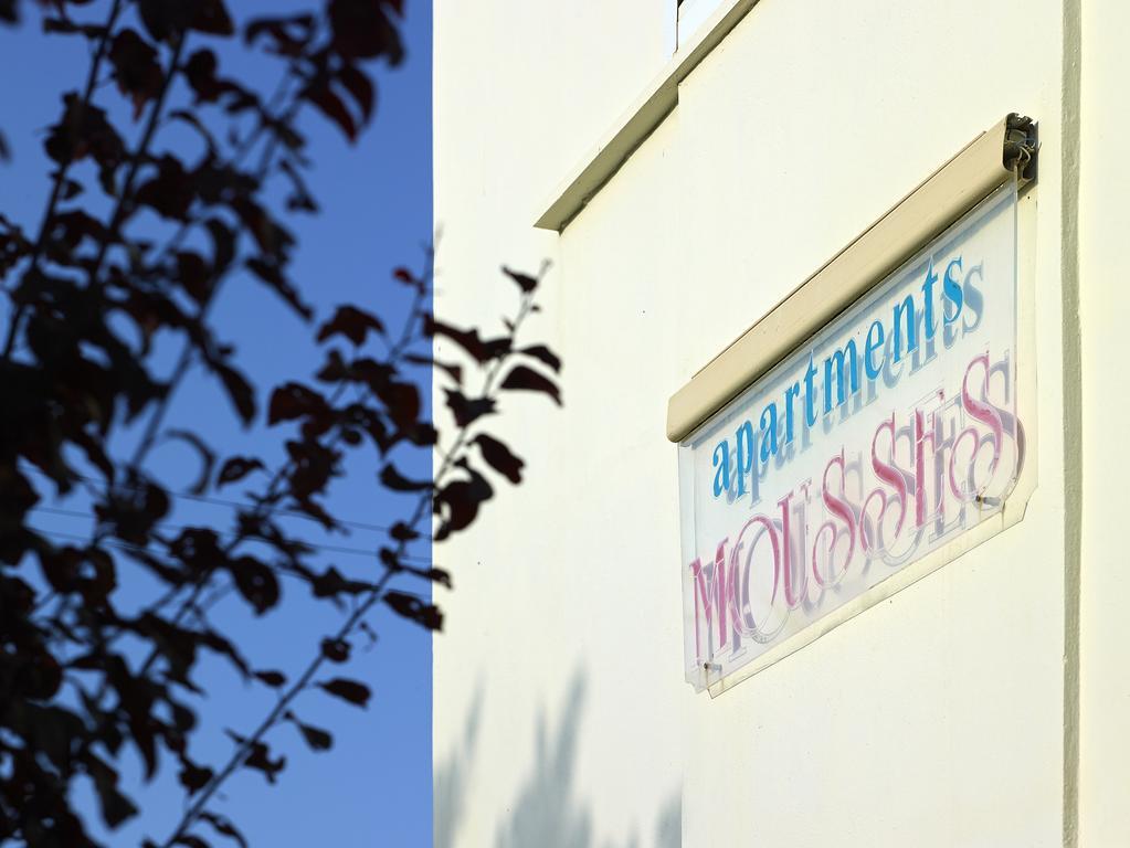 Mousses Apartments & Studios กิสเซมอส ภายนอก รูปภาพ